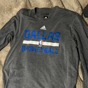 Dallas mavericks long sleeve workout